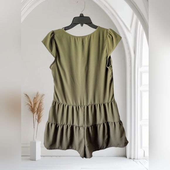 Lily Rose Olive Green Romper Size Small - New With Tags - Picture 2 of 4